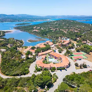 4* Aparthotel Felix - Costa Serena